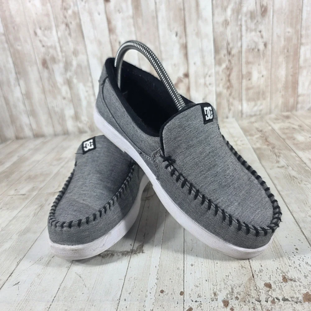 DC Shoes Mens Grey Canvas Slip On Loafers‎ Whipstitch Moc Toe Sneakers Size 7